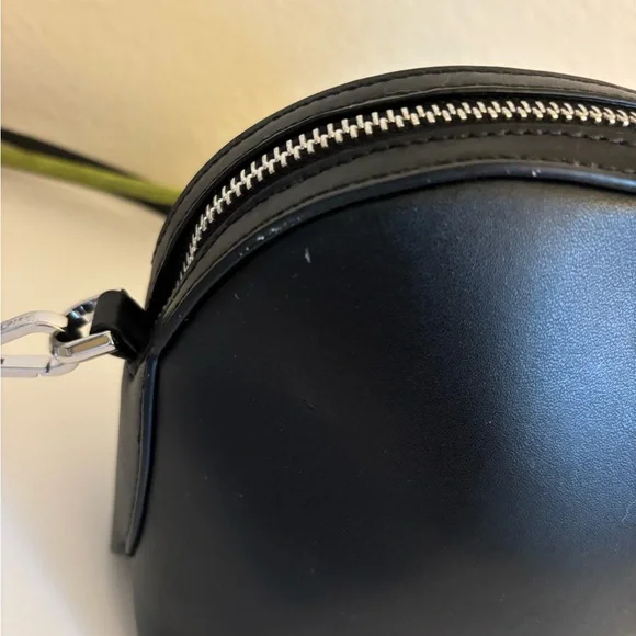 Kate Spade New York Frosty Penguin Crossbody - Picture 9 of 12